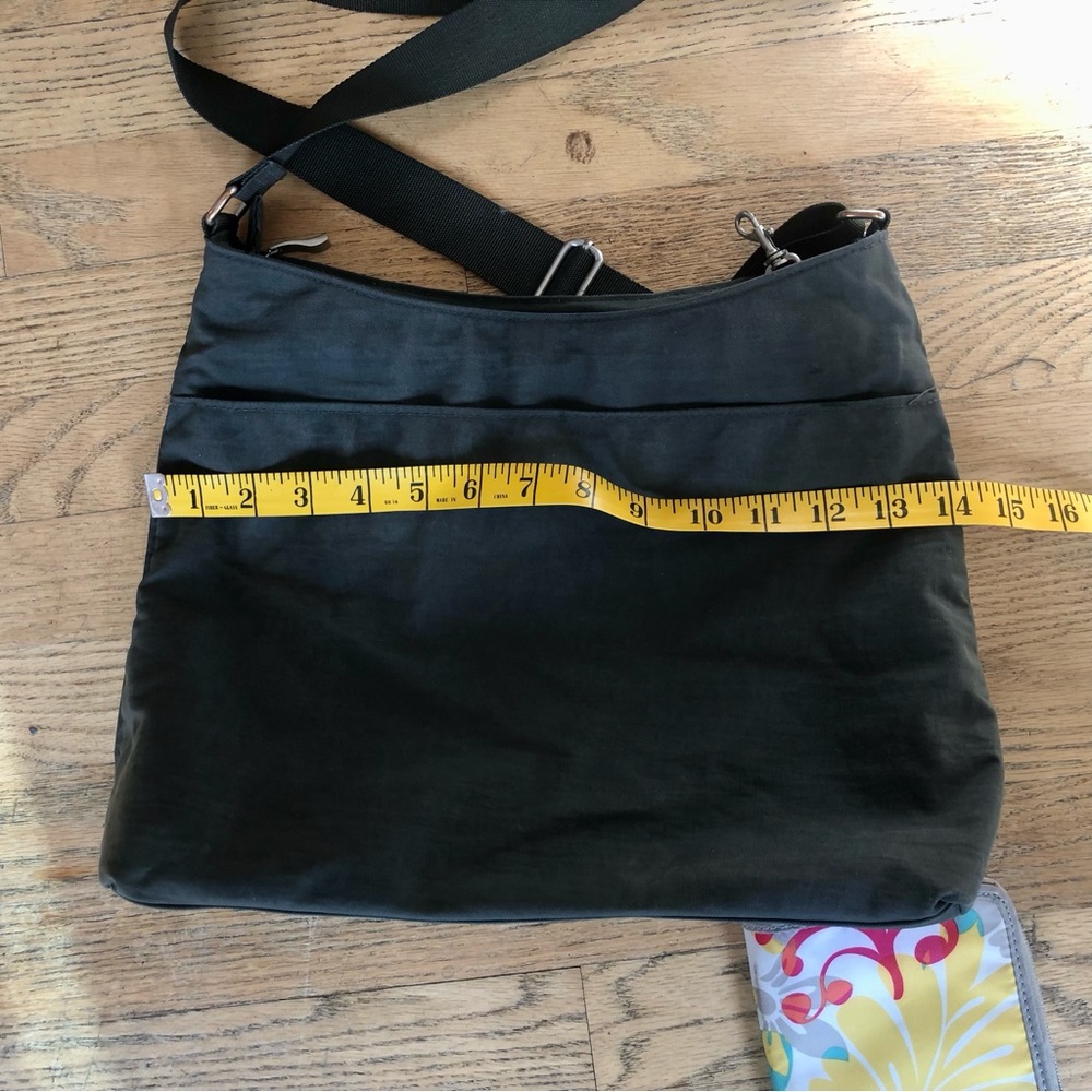 Baggalini crossbody purse black with cheetah print